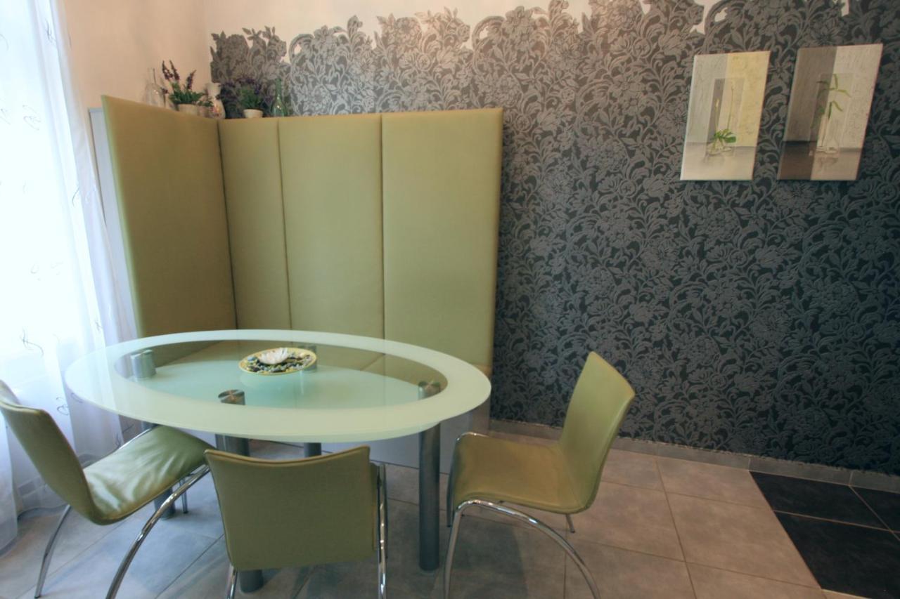 Apartment No 21 - I P Pavlova 34 Karlsbad Buitenkant foto